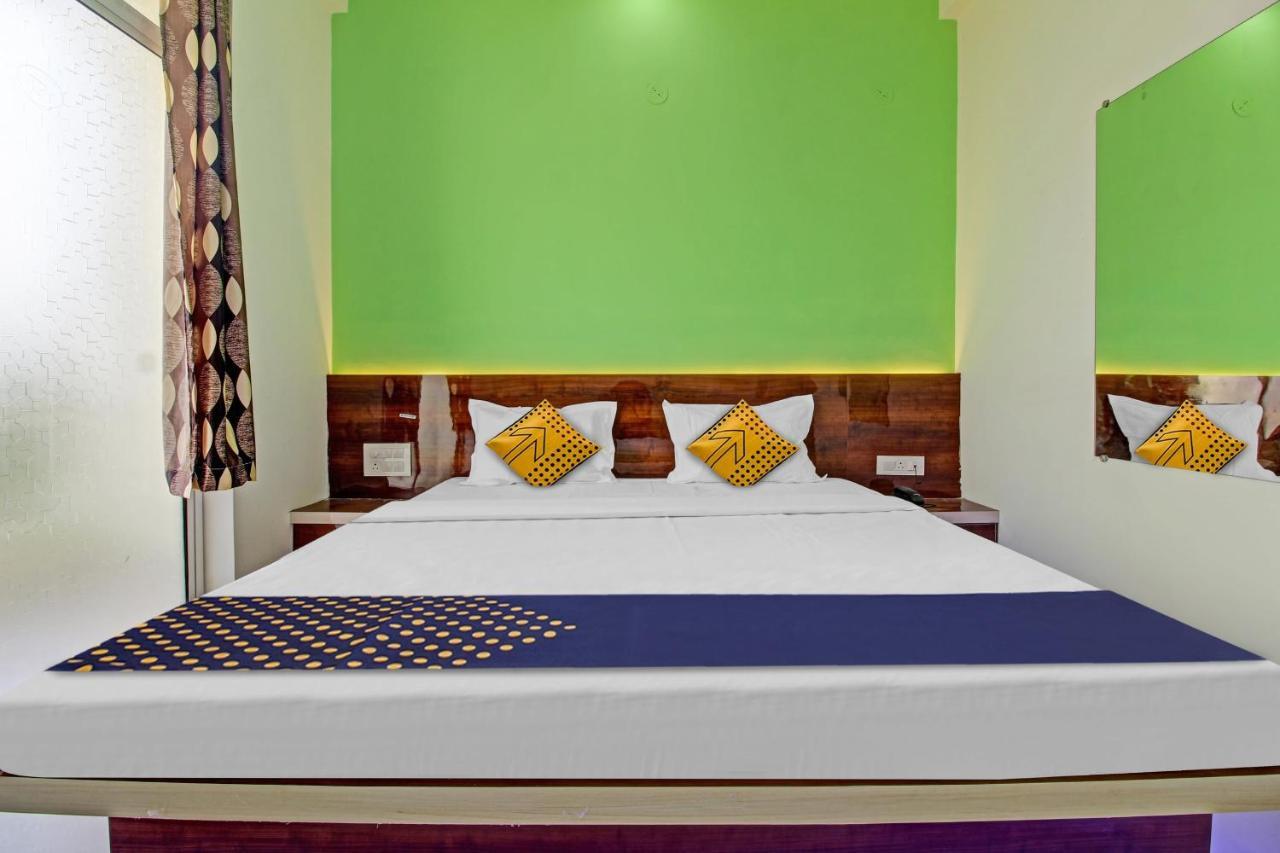 Oyo Hotel Hidden Palace Pune Exterior foto